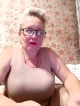 Cerd Ayaz online show from 13, 10, 2025