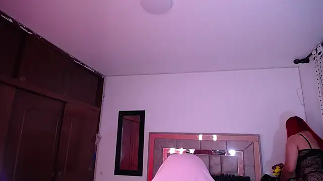 Snapshot of salomecastro_ chatting on 5, 2, 2025 salomecastro online show from 5, 2, 2025