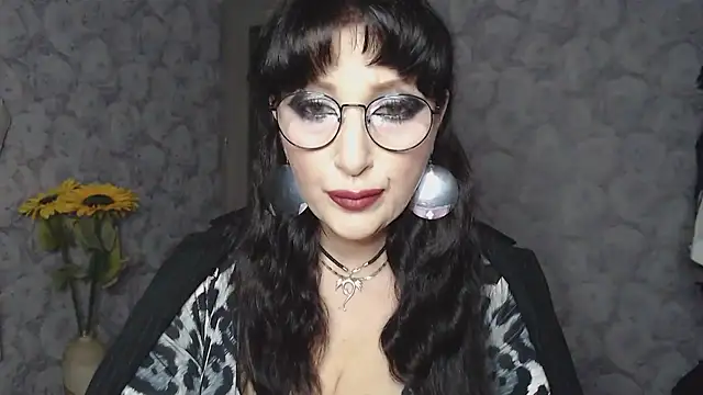 Aziza1 online show from 7, 3, 2025