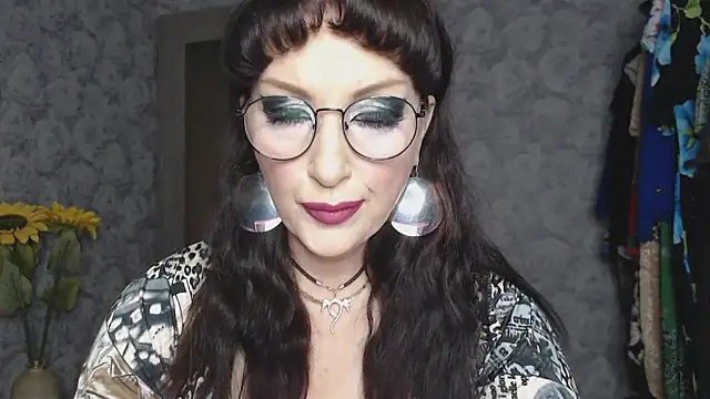 Aziza1 online show from 24, 9, 2025