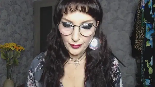 Aziza1 online show from 4, 10, 2025