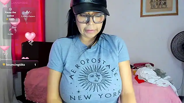 Snapshot of Silver_Lovee chatting on 16, 1, 2025 Silver Lovee online show from 16, 1, 2025