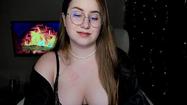 SeasonalSomeone online show from 6, 2, 2025