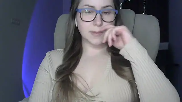 SeasonalSomeone online show from 22, 4, 2026