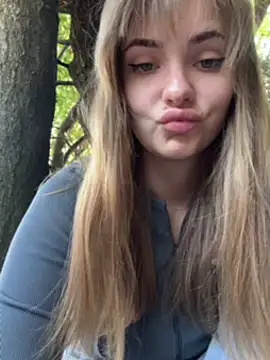 Snapshot of Night_dreams chatting on 15, 9, 2025 Night dreams online show from 15, 9, 2025