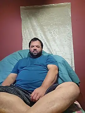 Snapshot of Strongbutgentle36 chatting on 15, 11, 2025 Strongbutgentle36 online show from 15, 11, 2025