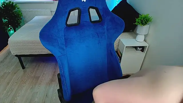 CranberryHot online show from 1, 10, 2025