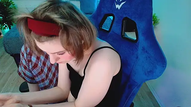 CranberryHot online show from 31, 10, 2025