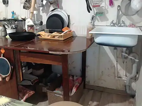 mimimi28 online show from 8, 12, 2024