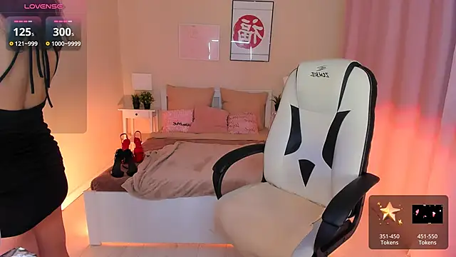 HelenaRegal online show from 14, 11, 2025