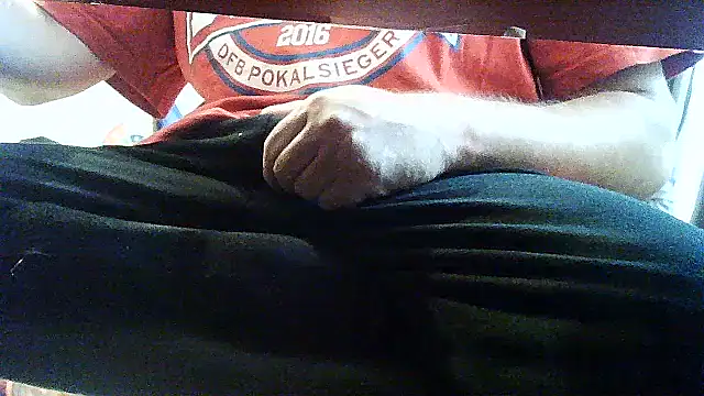 Snapshot of opreatiby chatting on 31, 10, 2025 opreatiby online show from 31, 10, 2025