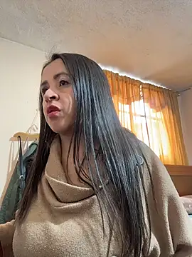 latinfemale online show from 20, 4, 2026