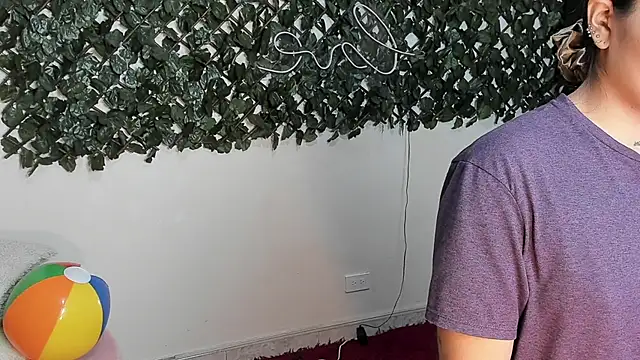 DestinyHills online show from 25, 4, 2026