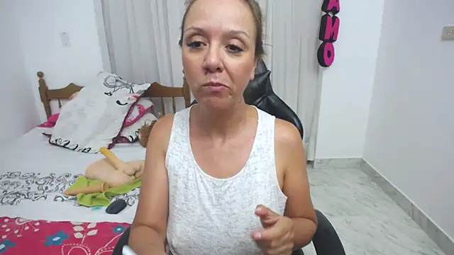 yeslluisa online show from 2, 3, 2025