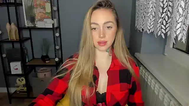 Snapshot of sexyCoralie chatting on 4, 1, 2025 sexyCoralie online show from 4, 1, 2025