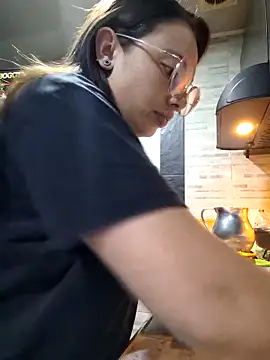 linda-schmidt online show from 4, 11, 2025