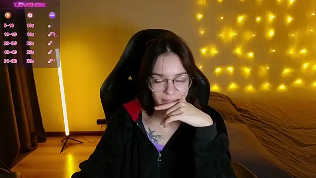 Snapshot of alyssa_sweet chatting on 2, 12, 2024 alyssa sweet online show from 2, 12, 2024