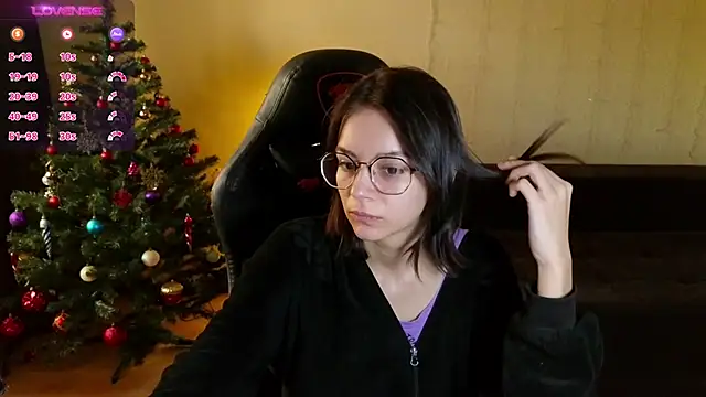 Snapshot of alyssa_sweet chatting on 17, 12, 2024 alyssa sweet online show from 17, 12, 2024