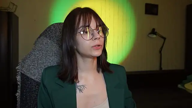 Snapshot of alyssa_sweet chatting on 21, 3, 2025 alyssa sweet online show from 21, 3, 2025