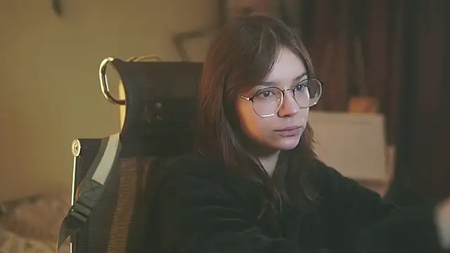 alyssa sweet online show from 17, 12, 2025