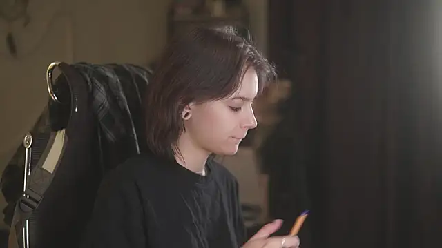 alyssa sweet online show from 7, 4, 2026