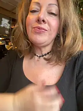 Snapshot of Alice_Sweetyyy chatting on 2, 3, 2025 Alice Sweetyyy online show from 2, 3, 2025