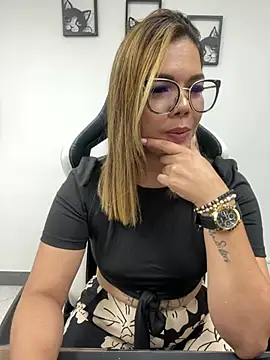 Snapshot of KellyBrooklyn_ chatting on 20, 2, 2025 KellyBrooklyn online show from 20, 2, 2025