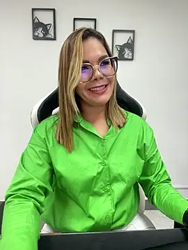 Snapshot of KellyBrooklyn_ chatting on 21, 2, 2025 KellyBrooklyn online show from 21, 2, 2025