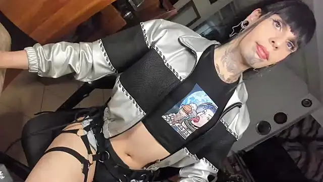 herreraisa official online show from 24, 7, 2026