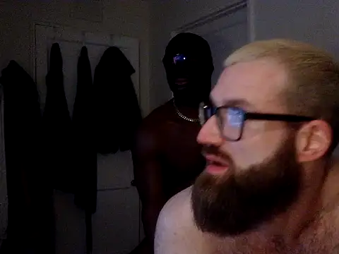 Snapshot of Londonboi87 chatting on 14, 6, 2026 Londonboi87 online show from 14, 6, 2026