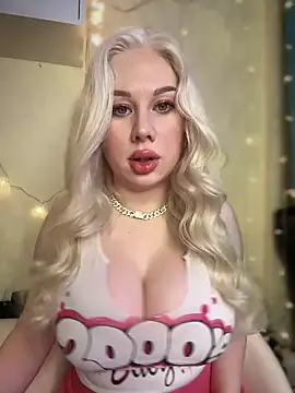 LaraHollywood online show from 16, 2, 2025