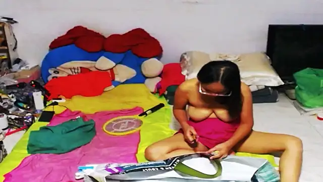 Snapshot of 1CuteAndSexy69 chatting on 31, 1, 2025 1CuteAndSexy69 online show from 31, 1, 2025