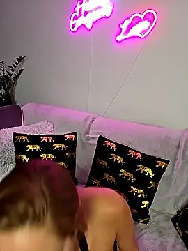 VickyDiamondx online show from 10, 9, 2025