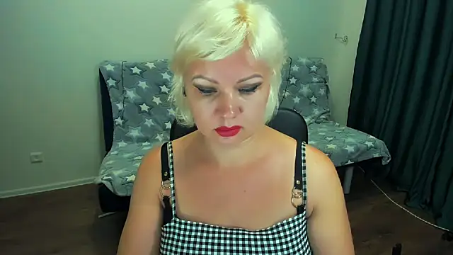 Snapshot of Angelaroberti3 chatting on 26, 9, 2025 Angelaroberti3 online show from 26, 9, 2025