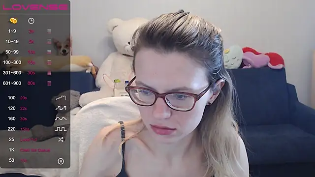 night is dark online show from 15, 3, 2025