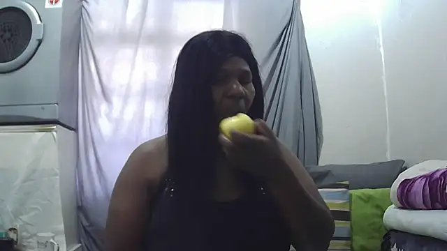 Delicioussexy online show from 18, 4, 2026