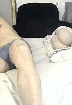 IxanSantiago95 online show from 30, 1, 2025