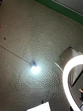 valerie lya online show from 8, 1, 2026