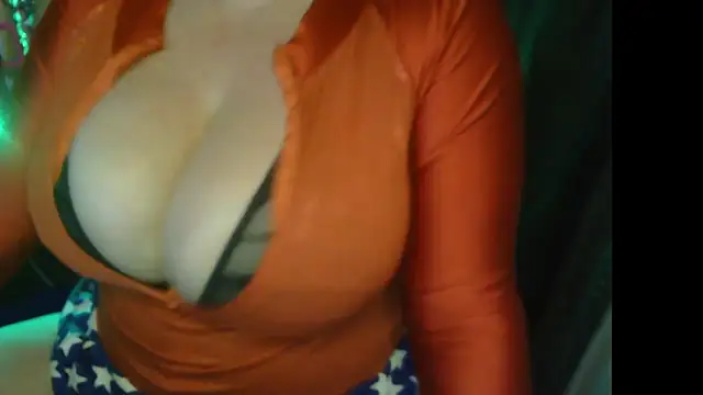 HoneyChambers online show from 5, 7, 2026