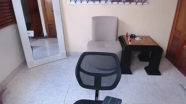 Snapshot of NicoleSantana chatting on 3, 2, 2026 NicoleSantana online show from 3, 2, 2026