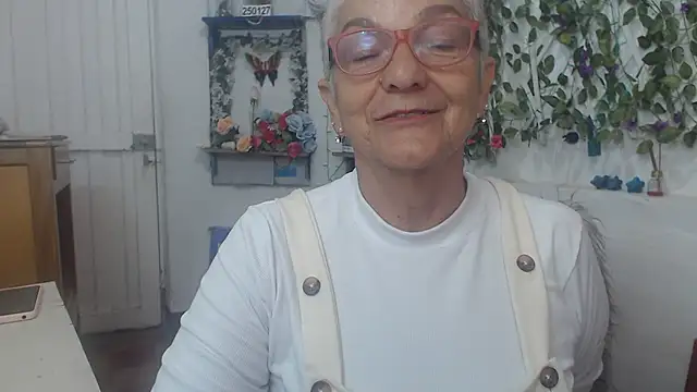 FunnyGrandma online show from 13, 2, 2025