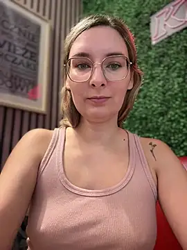 The Snowwhitee online show from 10, 3, 2025