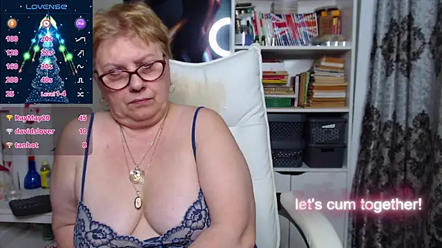 Snapshot of Mella4you chatting on 9, 12, 2024 Mella4you online show from 9, 12, 2024