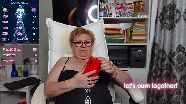 Snapshot of Mella4you chatting on 12, 12, 2024 Mella4you online show from 12, 12, 2024