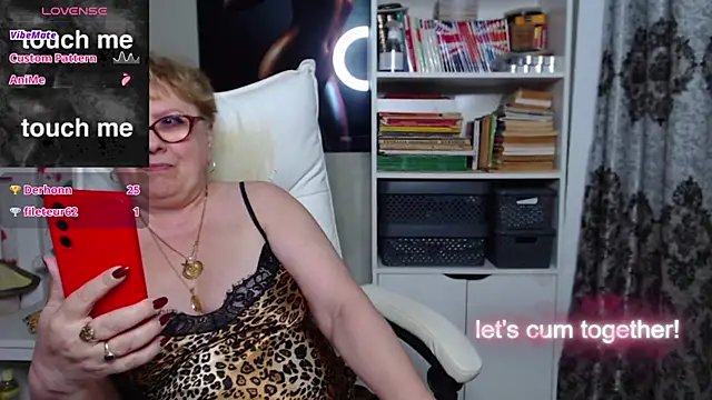 Snapshot of Mella4you chatting on 5, 2, 2025 Mella4you online show from 5, 2, 2025