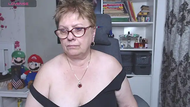 Snapshot of Mella4you chatting on 26, 10, 2025 Mella4you online show from 26, 10, 2025