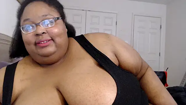 Snapshot of Loves_Aura chatting on 14, 2, 2026 Loves Aura online show from 14, 2, 2026