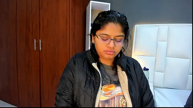 yeral2017 online show from 18, 4, 2026