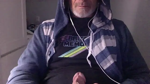 Snapshot of readyforfunxxx chatting on 20, 2, 2026 readyforfunxxx online show from 20, 2, 2026