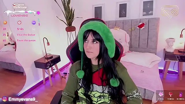 EmmyEvans1 online show from 24, 12, 2024